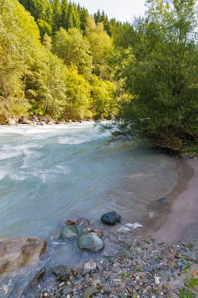 Gail nehir Batı Carinthia, Avusturya — Stok fotoğraf