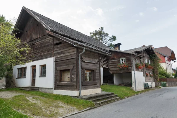 Arquitectura rural en Haus, Estiria, Austria . — Foto de Stock