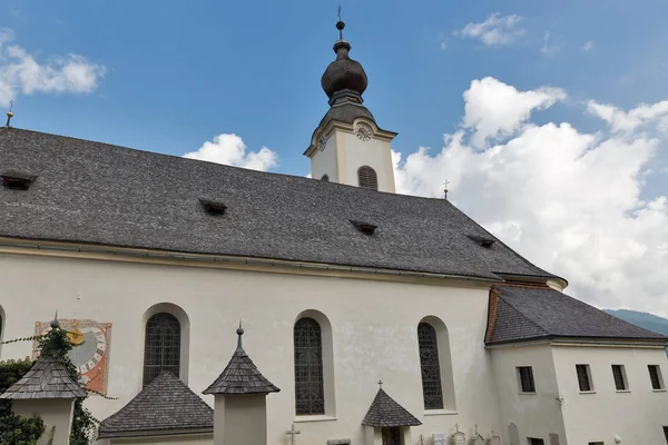 Iglesia de San Juan Bautista en Haus, Austria . — Foto de Stock