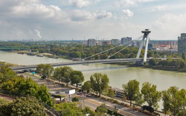 UFO köprü veya Novy çoğu Bratislava, Slovakya.
