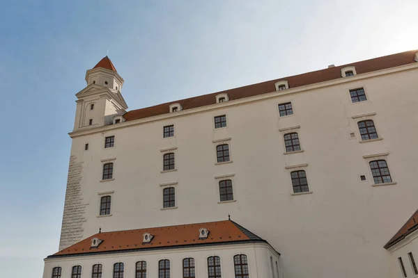 Castelo medieval em Bratislava, Eslováquia . — Fotografia de Stock