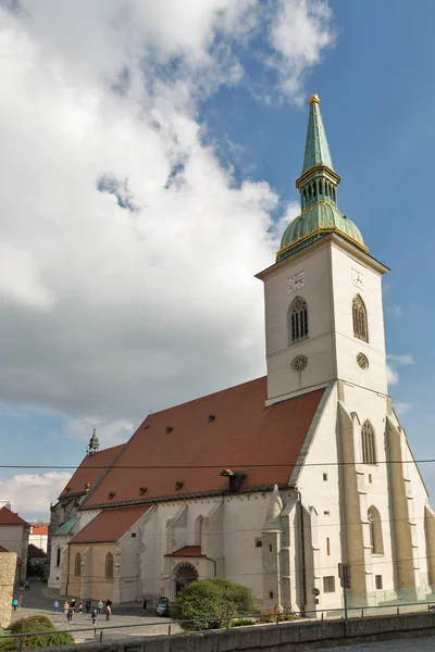 Catedral de San Martín en Bratislava, Eslovaquia . — Foto de Stock