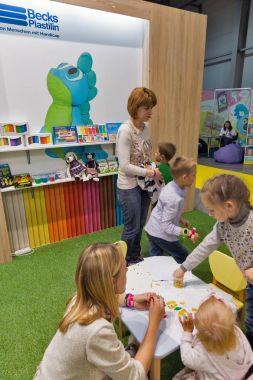 Becks Plastilin booth sırasında Cee 2017 Kiev, Ukrayna