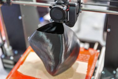 Kiev, Ukrayna Cee 2017 standında üzerinde 3D printerlere harcama maddeler