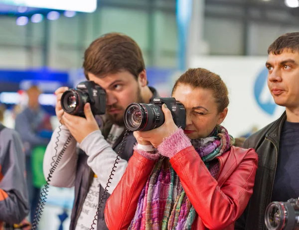 Canon stand tijdens Cee 2017 in Kiev, Oekraïne — Stockfoto