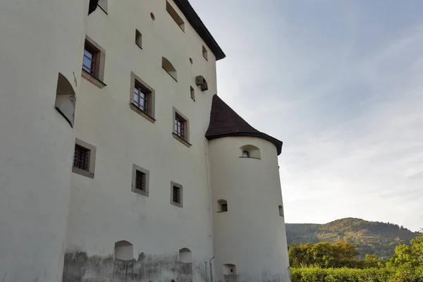 Renaissance New Castle in Banska Stiavnica, Slowakije — Stockfoto