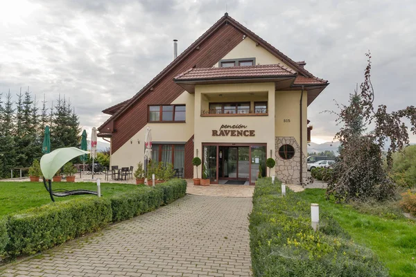 Hotel Ravence in Liptovsky Trnovec village, Slovakia. — Stock Photo, Image