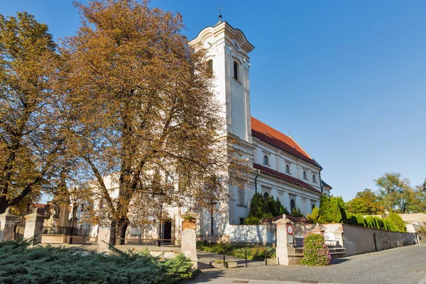 Kerk van het franciscaner klooster in Presov, Slowakije. — Stockfoto