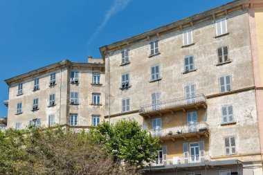 Bastia konut mimarisi. Korsika Adası, Fransa.