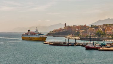 Bastia limanı manzarası, Korsika adası, Fransa.