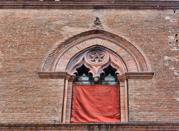 Forntida arkitektur i Bologna, Italien. — Stockfoto