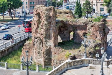 İtalya 'nın Bologna kentindeki antik Galliera kalesi harabeleri.
