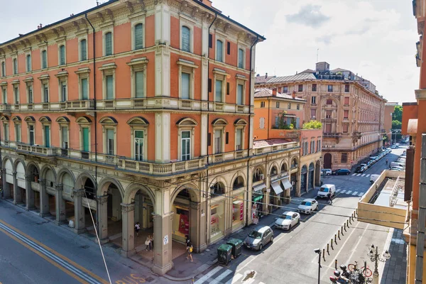 Independência e ruas Milazzo em Bolonha, Itália . — Fotografia de Stock