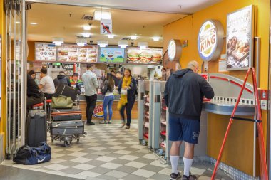 Tegel havaalanı, Berlin 'deki Burger King restoranı..