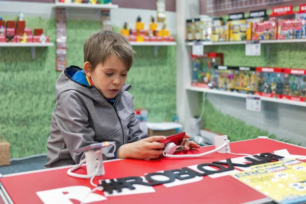 Roblox stand auf der cee 2019 in kyiv, ukraine. — Stockfoto