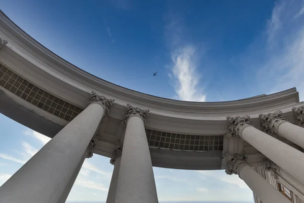 Byggande Utrikesministeriet Ukraina Mot Den Blå Himlen Kiev — Stockfoto