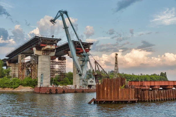 Building Preobrazhensky Bridge Dnieper River Island Khortitsa City Zaporozhye Ukraine — Stock Photo, Image