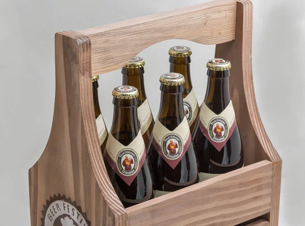 Kyiv Ucrania Octubre 2019 Franziskaner Alemán Oscuro Botellas Weissbier Primer — Foto de Stock