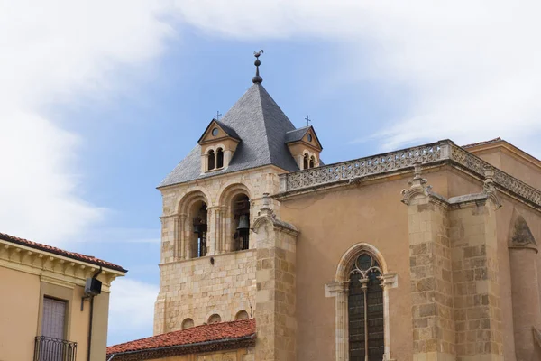 Collegiate εκκλησία του san isidoro, Λεόν, Ισπανία — Φωτογραφία Αρχείου