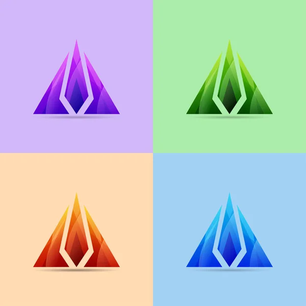 Conjunto de iconos de triángulos de colores y logotipo, ilustración vectorial — Vector de stock