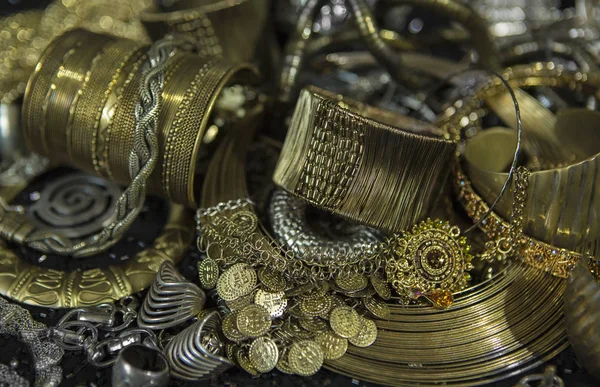 Сокровище, украшение для золотой невесты (Инди) — стоковое фото