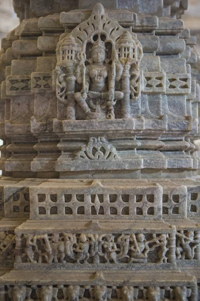 Jain Temple in Ranakpur, India, Rajasthan. Chaumukha Mandir. — Stock Photo, Image