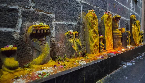 Nagas. Templo de Arunacheshvara. Primer plano de la llama de las velas en la India —  Fotos de Stock