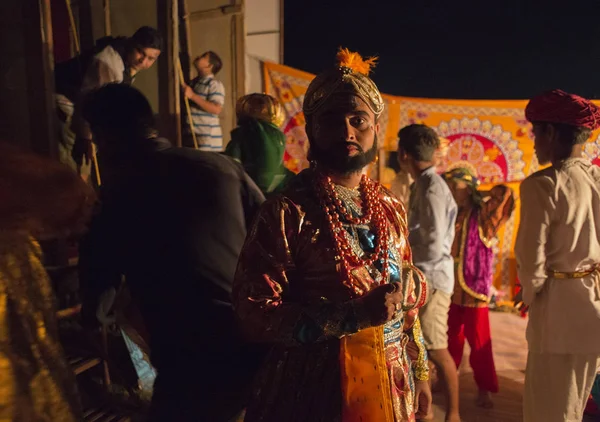 India, 2017. Actor desconocido del teatro de la aldea india Imagen De Stock