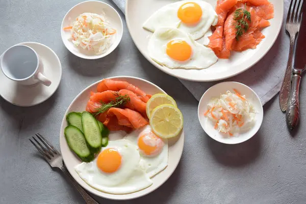 Healthy Breakfast Concept Fried Eggs Avocado Smoked Salmon Top View — 图库照片