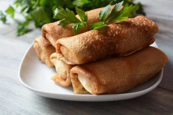 Panqueques Rellenos Carne Hierbas Cocina Rusa Ucraniana Hornear Casa Delicioso — Foto de Stock