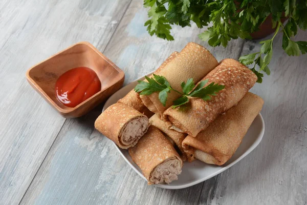 Panqueques Rellenos Carne Hierbas Cocina Rusa Ucraniana Hornear Casa Delicioso — Foto de Stock