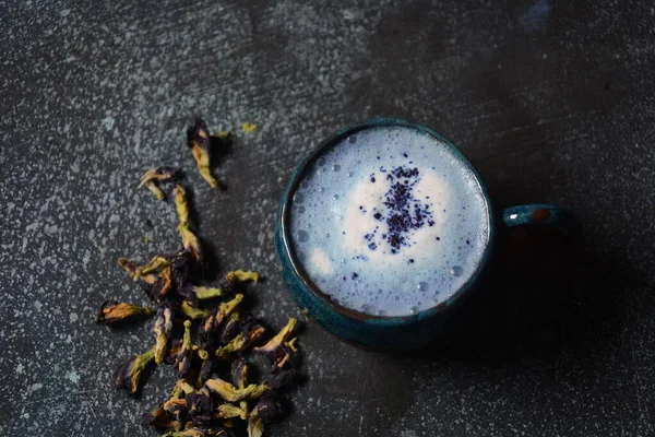 Gezonde Blauwe Vlinder Erwt Latte Thee Van Bloemen Clitoria Ternatea — Stockfoto