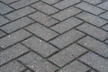 Doku yol döşeme balıksırtı desenli