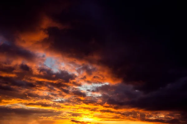 Fiery Orange Sunset Sky Light Clouds — Stock Photo, Image