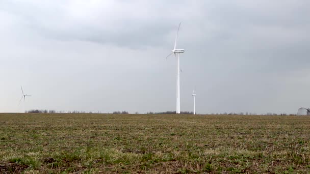 Windturbinengenerator Windenergieanlage Erzeugung Erneuerbarer Energien Aus Windenergie — Stockvideo