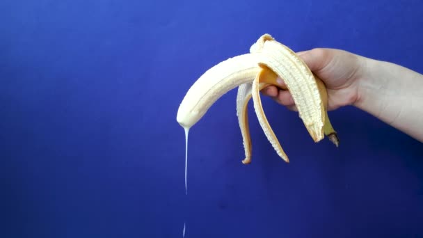 Concept Penis Male Orgasm Banana Woman Hand — Stockvideo