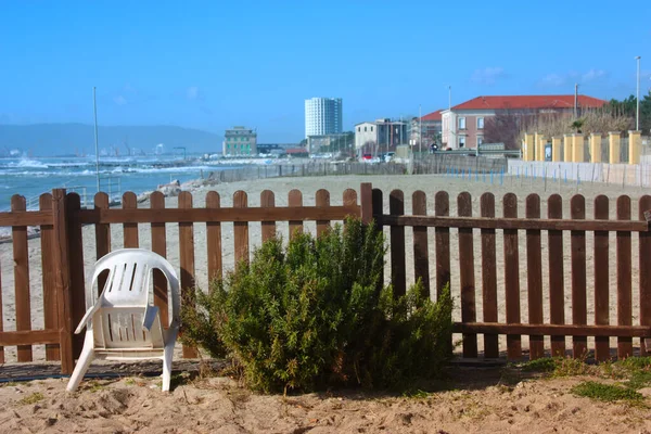 Mar Com Praia Arenosa Rochas Com Vista Para Torre Fiat — Fotografia de Stock