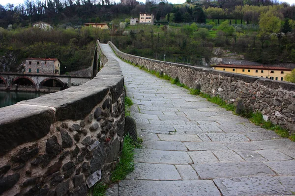 Sugestiva Famosa Ponte Della Maddalena Lucca Construída Tijolos Sobre Rio — Fotografia de Stock