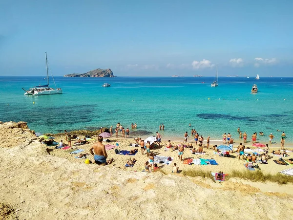 Biza Yaz Turizmi Spanya Tatil Için Balear Adalarının Güzel Sahillerinden — Stok fotoğraf