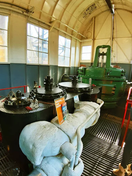 Interior Del Museo Naval Marítimo Con Piezas Motor Instrumentos Navegación — Foto de Stock