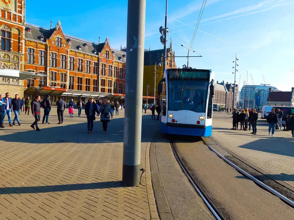 Tram Dutch Stop Front Amsterdam Train Station Daylight Holland — стоковое фото