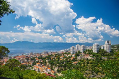 Hırvatistan 'ın Rijeka kenti ve limanı