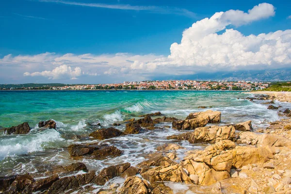 Vista Costeira Pitoresca Cidade Novalja Praia Seixos Ilha Pag Croácia — Fotografia de Stock