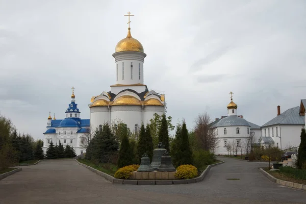 De veronderstelling zilantov klooster, kazan — Stockfoto