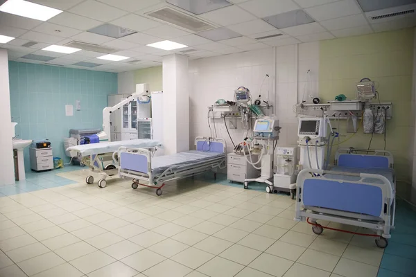 Kazan, Rusya - 15 Temmuz 2015: Modern donanımlı hastane odası