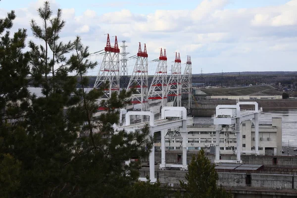 Гидроэлектростанция Волге России — стоковое фото