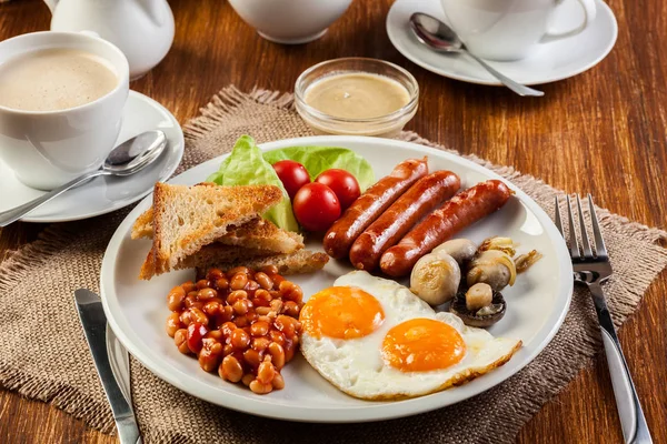 Anglická snídaně s klobásou — Stock fotografie