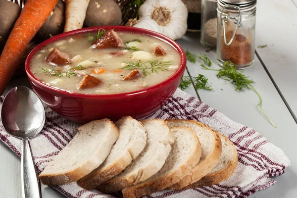 Sour soup made of rye flour — Stock Photo, Image