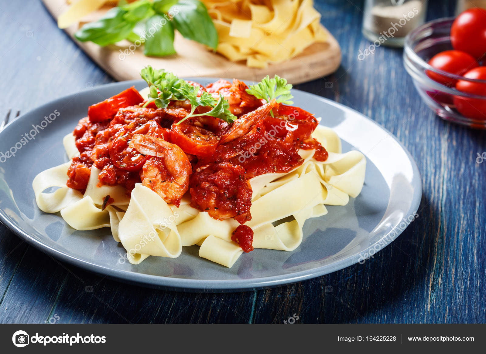 Pappardelle pasta with shrimp, tomatoes and herbs Stock Photo by ©fotek