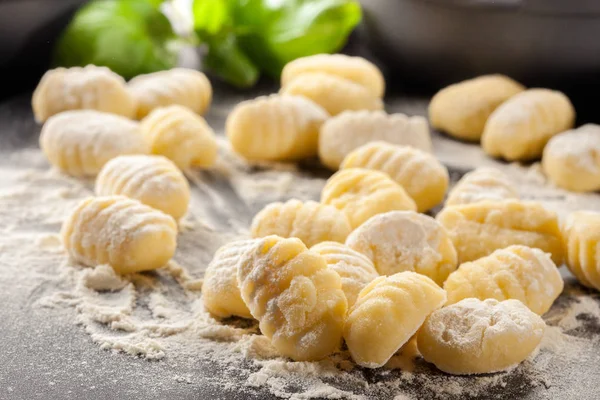 Gnocchi fatti in casa crudi — Foto Stock